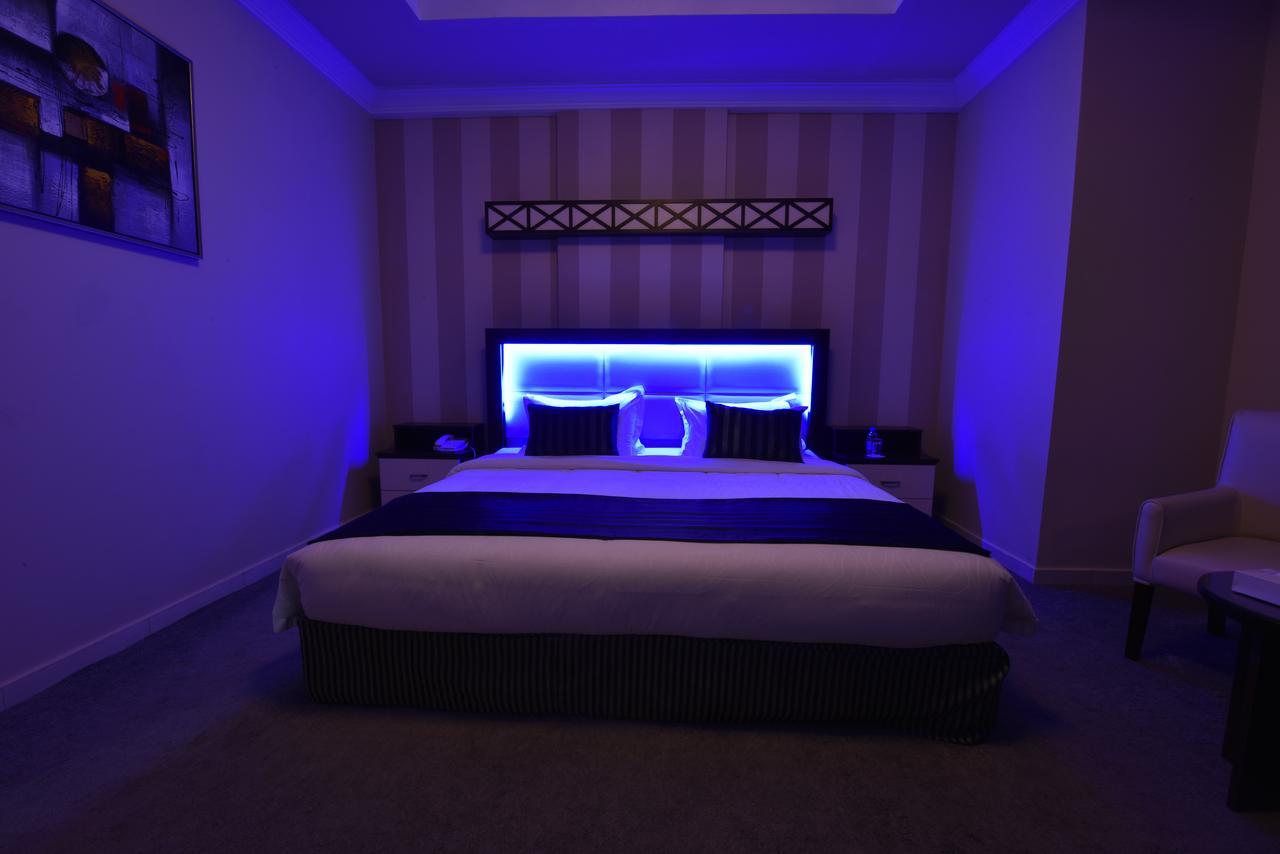 Blue Night Hotel Jiddah Esterno foto
