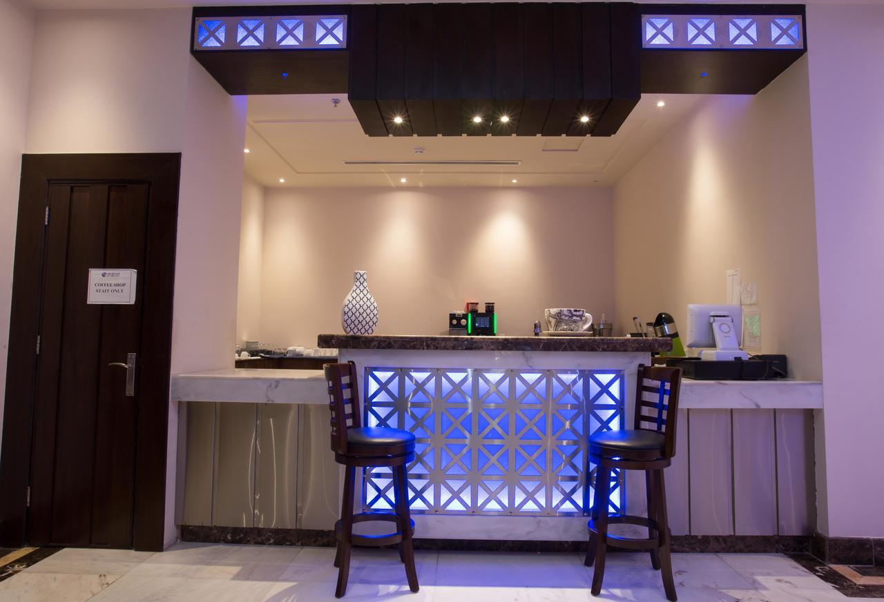 Blue Night Hotel Jiddah Esterno foto