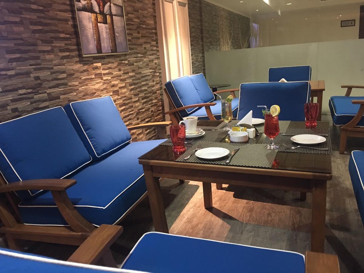 Blue Night Hotel Jiddah Esterno foto