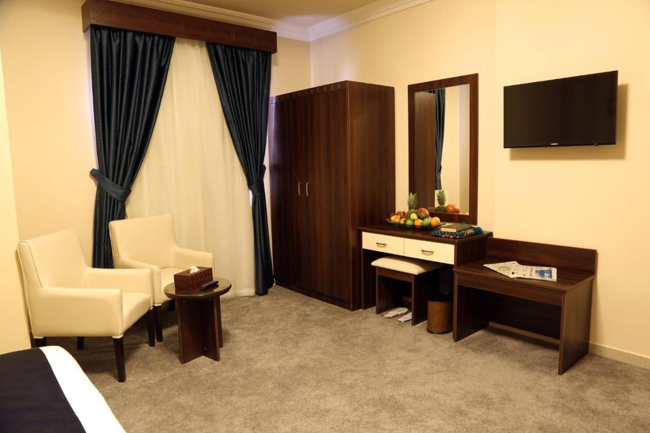 Blue Night Hotel Jiddah Esterno foto